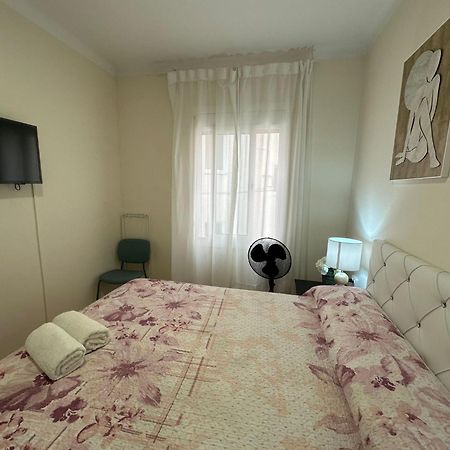 Rooms Nueva Valencia Barselona Dış mekan fotoğraf